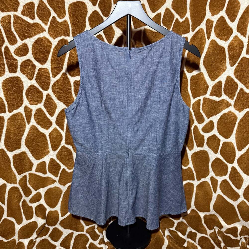 Banana Republic Chambray Sleeveless Peplum Top - Picture 2 of 4